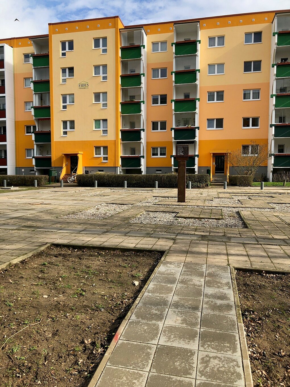 Grünraum Kurt-Schumacher-Ring mit Labyrinth