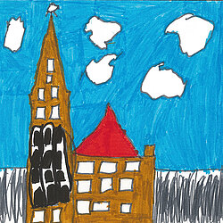 Kindliche Zeichnung eines Gebäudes mit hohem Turm, rotem Dach und mehreren Fenstern vor blauem Himmel mit Wolken.